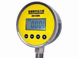 “西寧0.4級數(shù)顯壓力表檢定