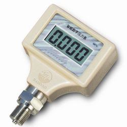 “長春華新科技的數(shù)字壓力表“/