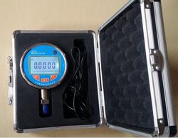 “常州數(shù)顯氣壓力表“/